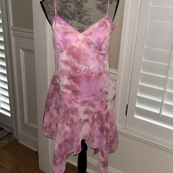 Women's Asymmetrical MIDI Slip
Dress - Wild Fable Pink new 🆕 - Picture 7 of 9